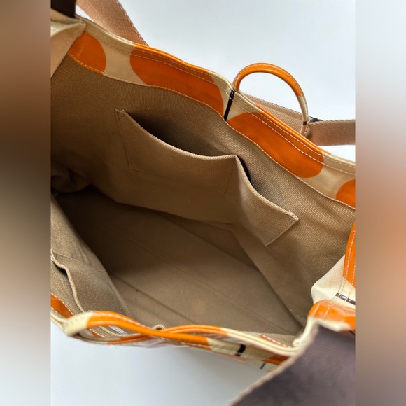 Orla Kiely - Classic Multi Stem Large Tote Bag - Orange / White - Picture 5 of 10